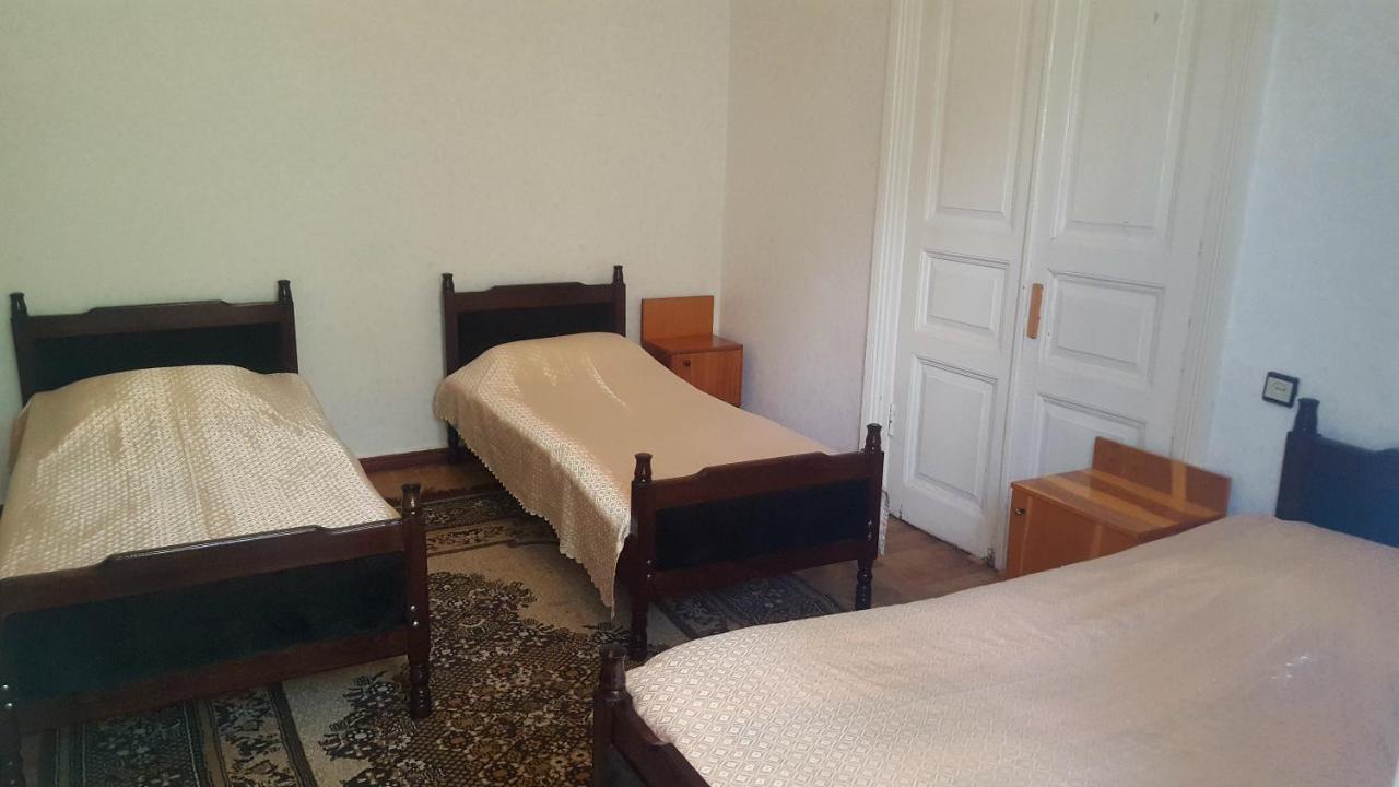 Firuza Hostel Borjomi Esterno foto