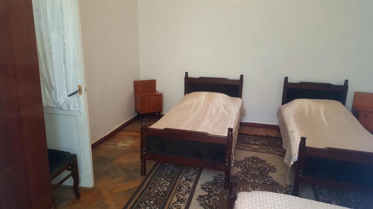 Firuza Hostel Borjomi Esterno foto