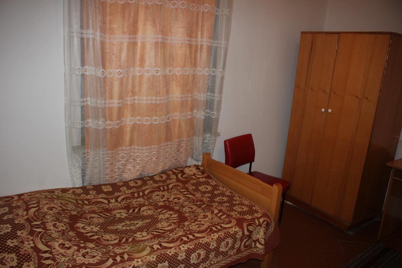 Firuza Hostel Borjomi Esterno foto