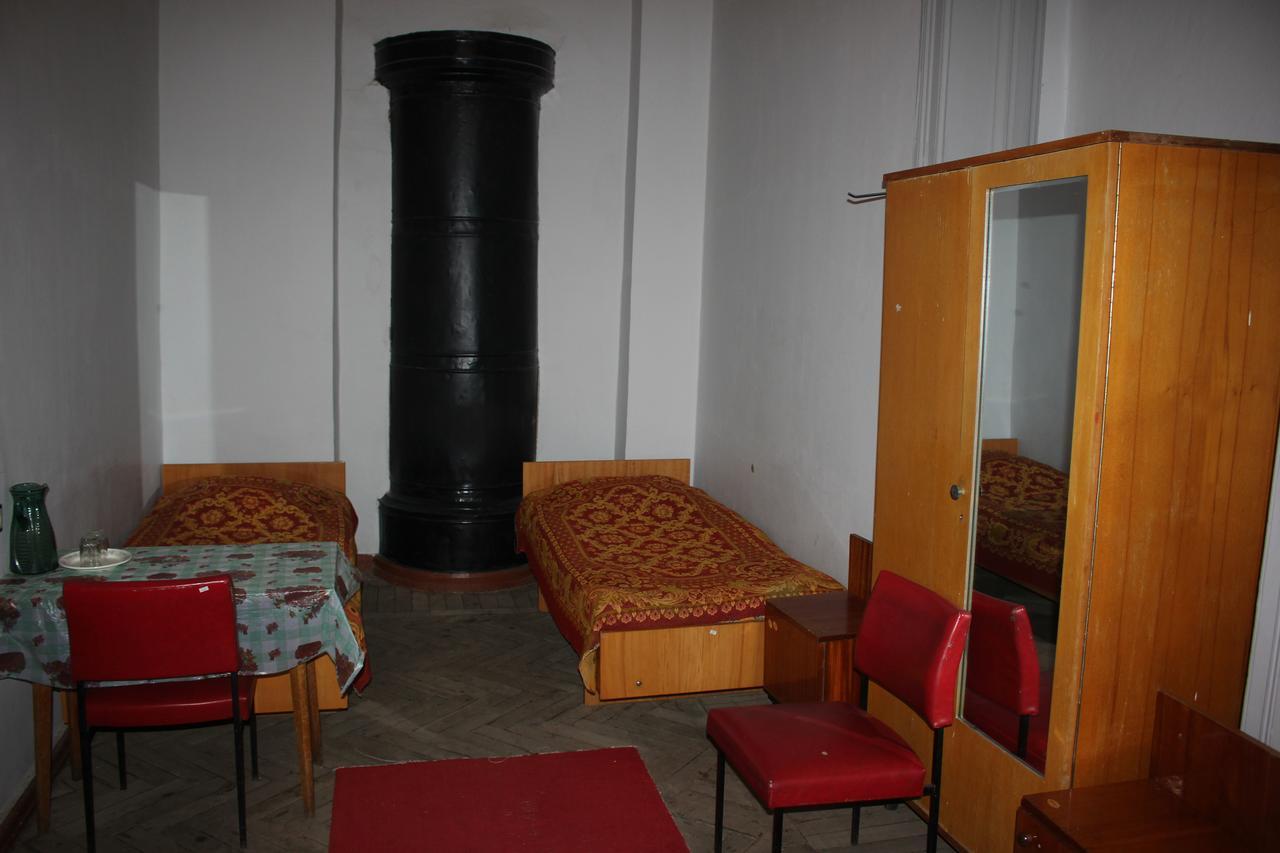Firuza Hostel Borjomi Esterno foto